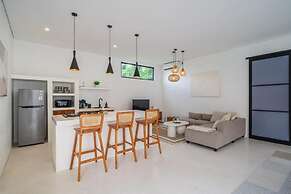 White Manta Villa