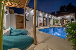White Manta Villa