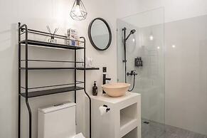 White Manta Villa