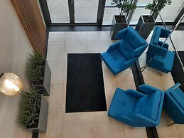 Riverfront by Grand Apartments