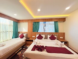 Darjeeling Hotel Dolma Golden