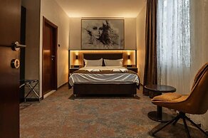 Hotel Astral