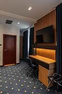 Hotel Astral