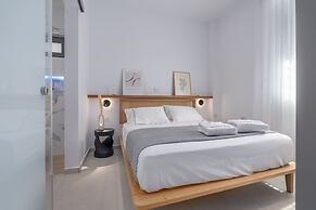 Green Blue Castella Luxury Suites The Portside