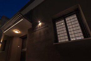 Green Blue Castella Luxury Suites The Portside