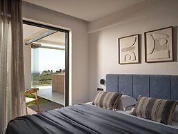 4-bedroom Private Villa, Sea View & Swimming Pool