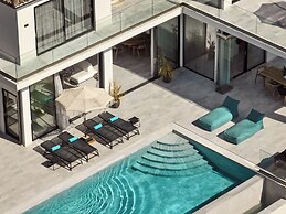 4-bedroom Private Villa, Sea View & Swimming Pool