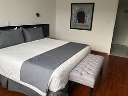 HOTEL AJAVI