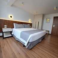 HOTEL AJAVI