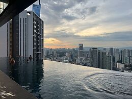 Luxury Suite Lucentia BBCC Infinity Pool