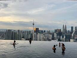 Luxury Suite Lucentia BBCC Infinity Pool