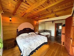 Paseo del Llano Cabañas & Suites