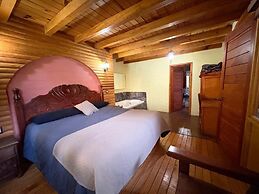 Paseo del Llano Cabañas & Suites