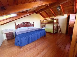 Paseo del Llano Cabañas & Suites