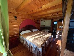 Paseo del Llano Cabañas & Suites