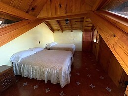 Paseo del Llano Cabañas & Suites
