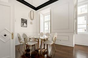 Chiado Deluxe by Homing