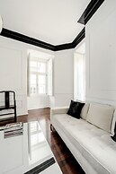 Chiado Deluxe by Homing