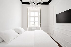 Chiado Deluxe by Homing