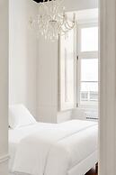 Chiado Deluxe by Homing