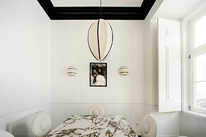Chiado Deluxe by Homing