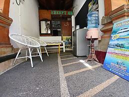 Inn Between Hostel