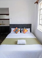 Inn Between Hostel