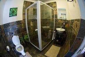 ARISTA GUESTHOUSE