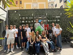 Lion University & Youth Hostel Milan