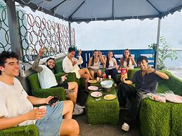 Lion University & Youth Hostel Milan