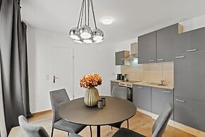 Faraway Homes Studios Bruck 13