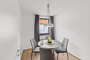 Faraway Homes Studios Bruck 13