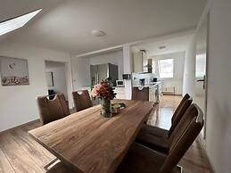 Faraway Homes Studios Bruck 13