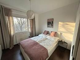 FarawayHomes Studio Bruck 17
