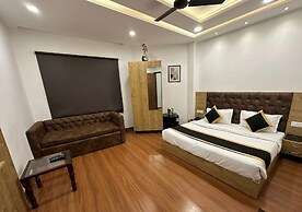 Hotel CSJS International