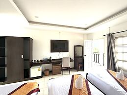 Cozy Corner Hotel