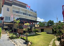 Sakura Yama Resort