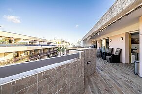 Apt With Terrace and sea View, 2min From the Beach