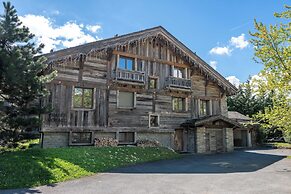 Exceptional 12P Chalet With Sauna and Jacuzzi