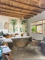 w Beachview 4BR w Terrace in La Libertad