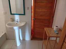 w Relaxing Oceanfront 5BR in Punta Veleros