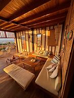 w Relaxing Oceanfront 5BR in Punta Veleros