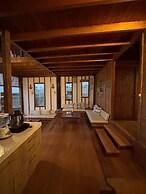 w Relaxing Oceanfront 5BR in Punta Veleros