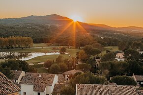 Riverfront Retreat Near Cannes