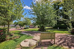 Branville Duplex With Garden and Pool