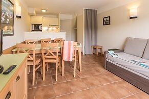 Branville Duplex With Garden and Pool