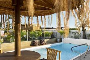 Holiday Homes With Private Garden, Summer Pool