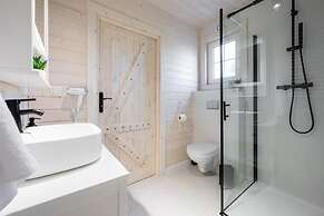 Holiday Homes With Private Garden, Summer Pool