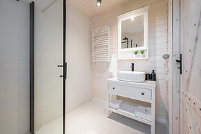 Holiday Homes With Private Garden, Summer Pool