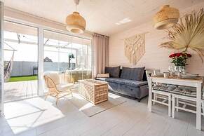 Holiday Homes With Private Garden, Summer Pool